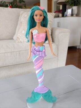 🧜♀️ Mattel Barbie Dreamtopia Candy Mermaid Doll Turquoise Hair 13” Beautiful